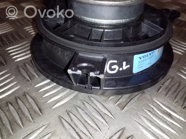 Volvo XC70 Garsiakalbis (-iai) galinėse duryse 30657445