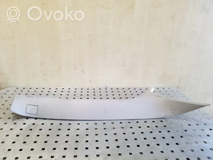 Volvo XC70 (A) Revêtement de pilier 