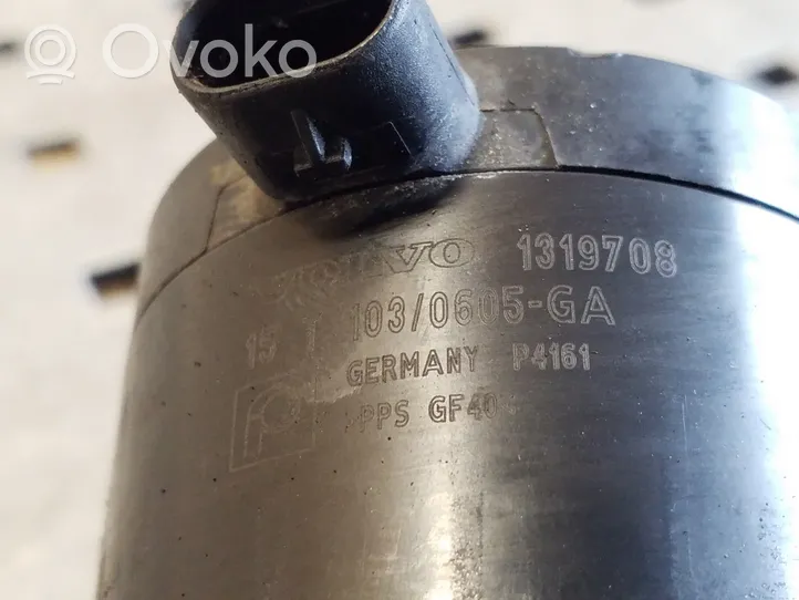 Volvo XC70 Pompa cyrkulacji / obiegu wody 1319708