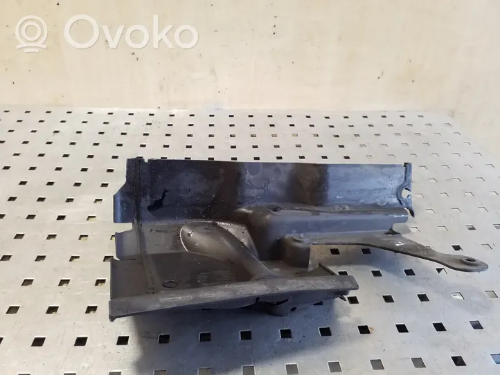 Volvo XC70 Conducto/guía del intercooler 30763220