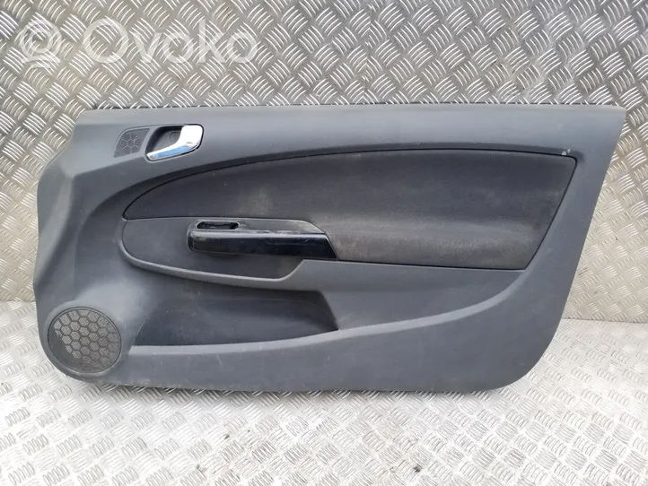 Opel Corsa D Rivestimento del pannello della portiera anteriore 13232891