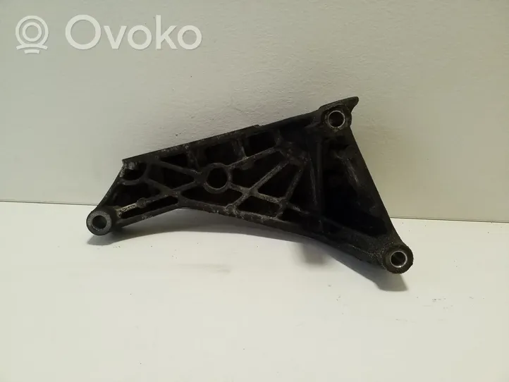 Volkswagen Transporter - Caravelle T5 Engine mounting bracket 03L199207B