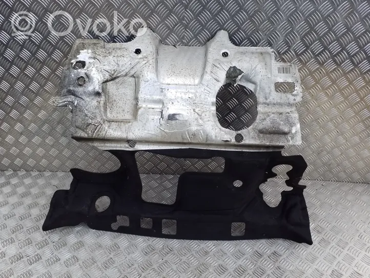 Jeep Cherokee Osłona termiczna rury wydechowej 68141672AD