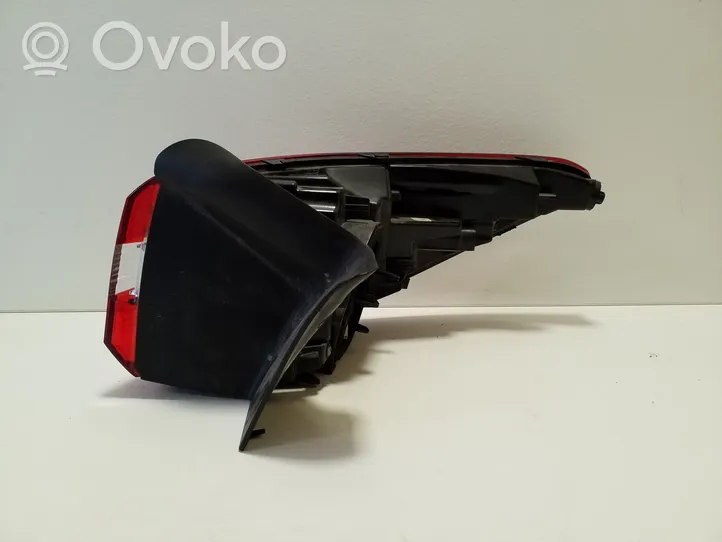 Opel Grandland X Lampa tylna YP00098380