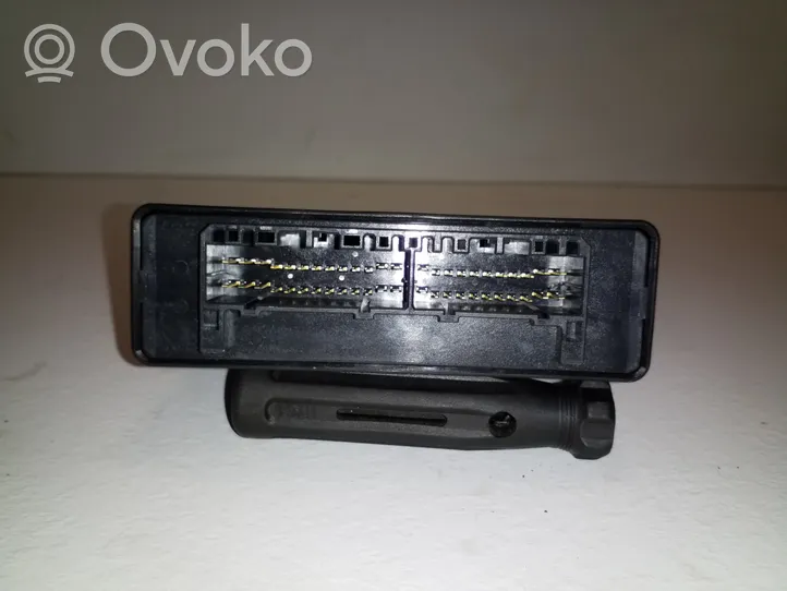 Mitsubishi Outlander Module de contrôle de boîte de vitesses ECU 8631B126