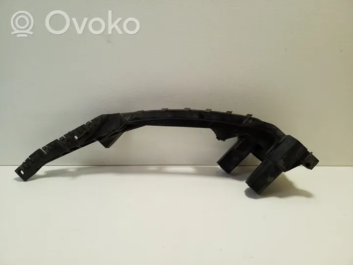 Audi Q3 8U Ajovalon kannake 8U0805607A