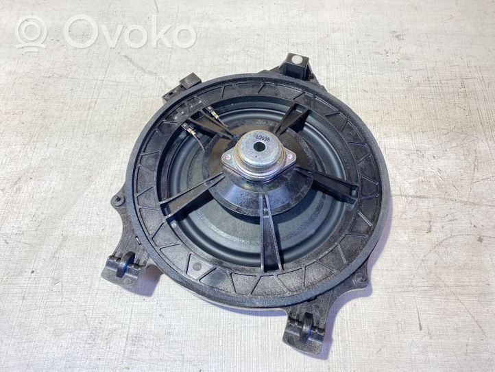 Mercedes-Benz S W222 Subwoofer-bassokaiutin A2228203502