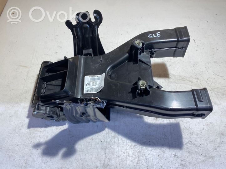 Mercedes-Benz GLE (W166 - C292) Cabin air duct channel A1668301600