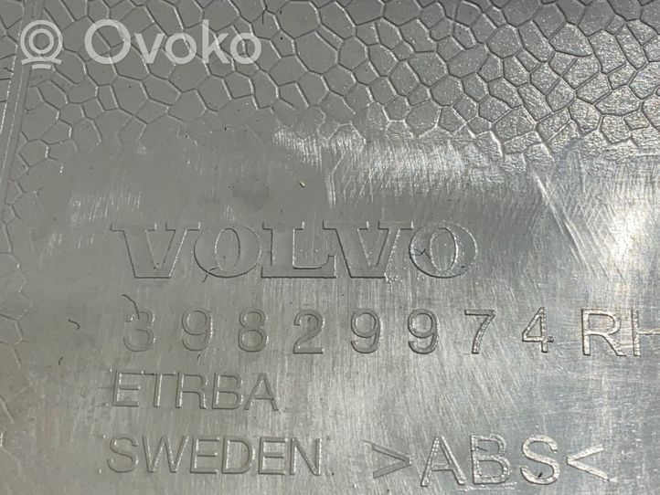 Volvo XC90 Rivestimento inferiore laterale del sedile posteriore 39829974