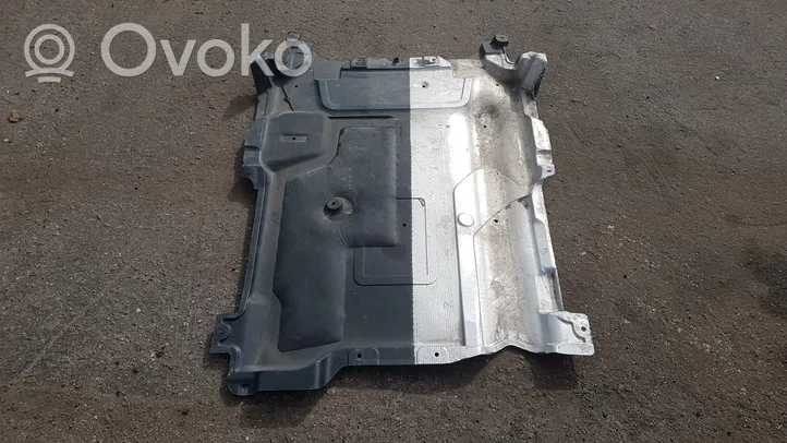 Mercedes-Benz E W213 Copertura sottoscocca centrale A2135200123