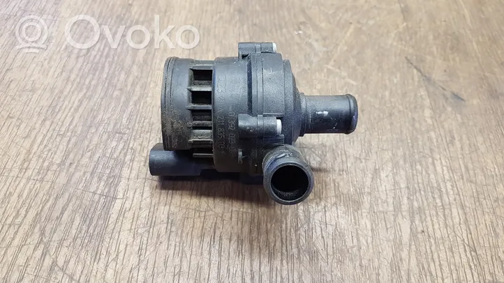 Mercedes-Benz GLE (W166 - C292) Pompe à eau de liquide de refroidissement A2118350364