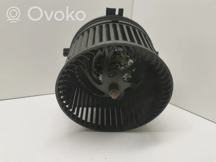 Volkswagen Golf IV Ventola riscaldamento/ventilatore abitacolo 1J1819021A