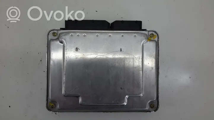 Audi A4 S4 B6 8E 8H Variklio valdymo blokas 038906019FP