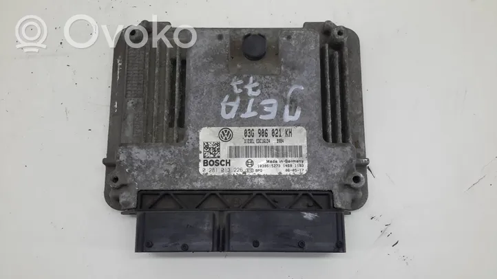 Volkswagen Jetta V Calculateur moteur ECU 03G906021KH