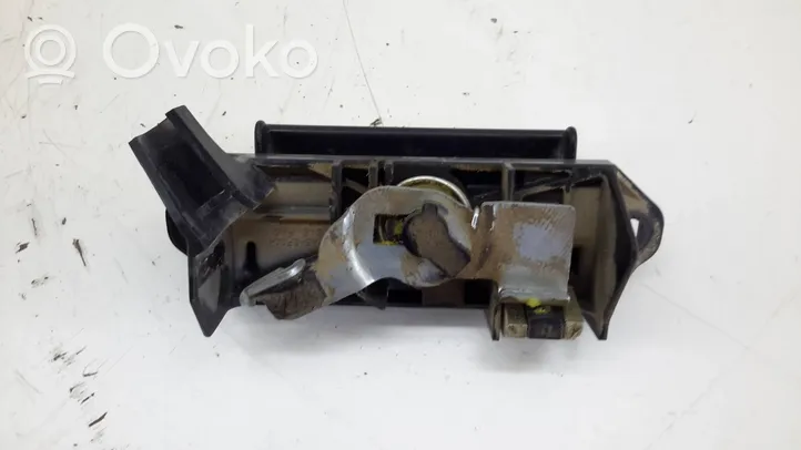 Toyota Corolla Verso E121 Takaluukun/tavaratilan lukon vastakappale 