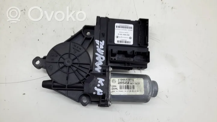 Volkswagen Touran I Moteur de lève-vitre de porte avant 1K0959793G