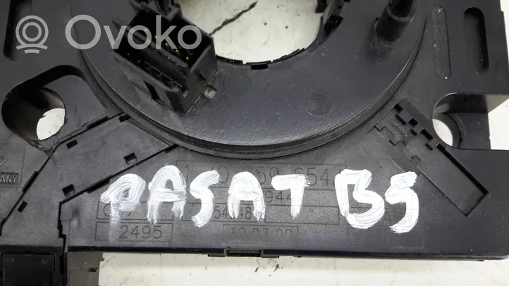 Volkswagen PASSAT B5 Oro pagalvių juosta (srs žiedas) 1J0959654J