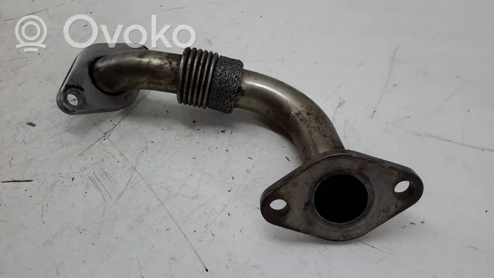 Volkswagen PASSAT B5.5 Linea/tubo flessibile della valvola EGR 038131521L