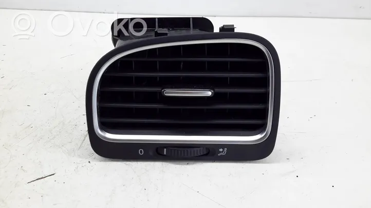 Volkswagen Golf VI Centrālais gaisa ventilācijas režģis 5K0819709