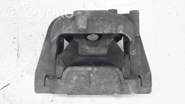 Volkswagen Jetta V Soporte de montaje del motor 1K0199262