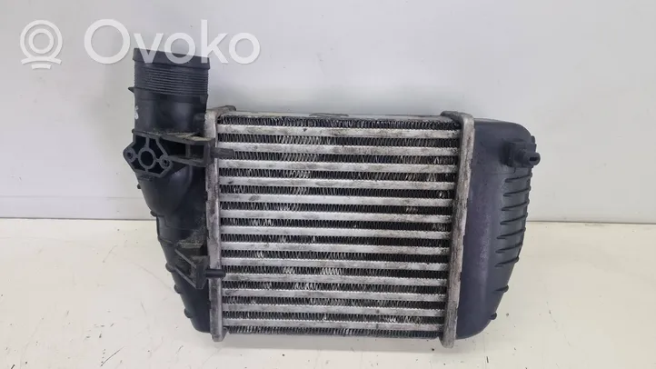 Audi A6 S6 C5 4B Chłodnica powietrza doładowującego / Intercooler 