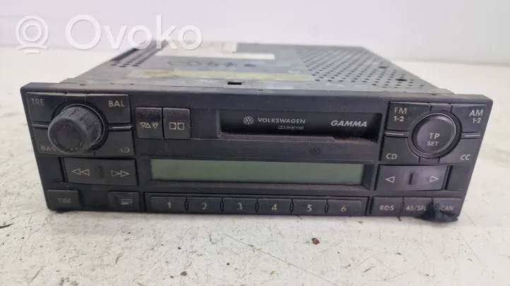 Volkswagen PASSAT B5 Radio/CD/DVD/GPS-pääyksikkö 