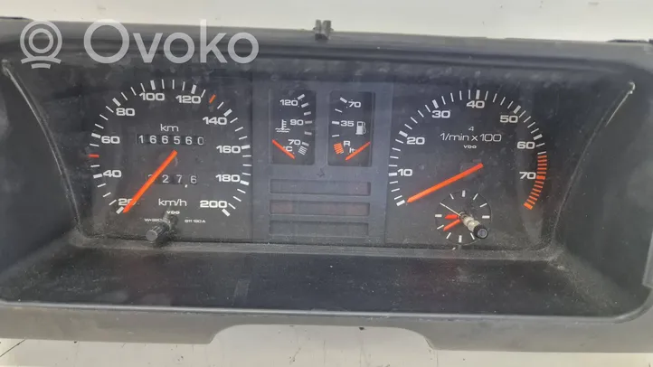 Audi 80 90 B2 Compteur de vitesse tableau de bord 88471067