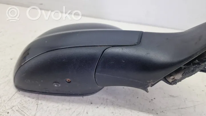 Volkswagen PASSAT B5.5 Front door electric wing mirror 3B0857934