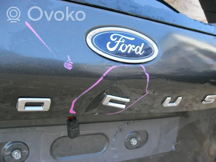 Ford Focus Takaluukun/tavaratilan kansi 