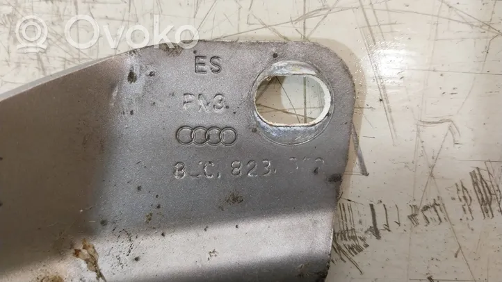 Audi Q3 8U Zawiasy pokrywy / maski silnika 8U0823302