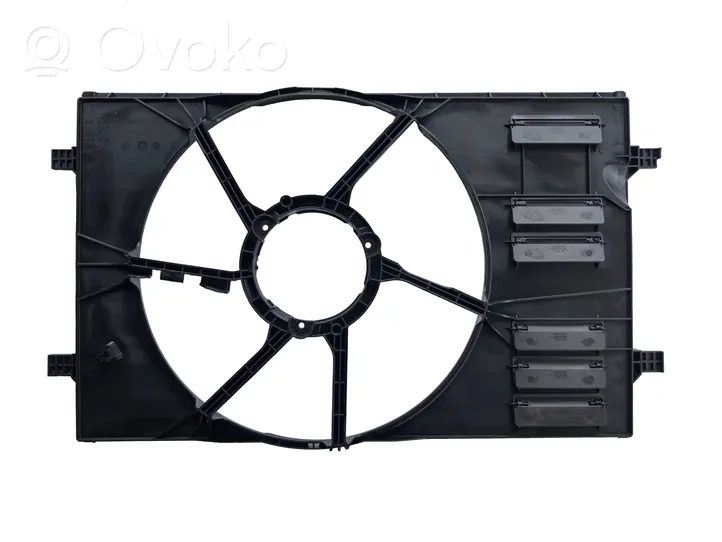 Volkswagen Touran III Convogliatore ventilatore raffreddamento del radiatore 5Q0121205C