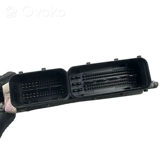 Volkswagen PASSAT B6 Sterownik / Moduł ECU 03G906018CE