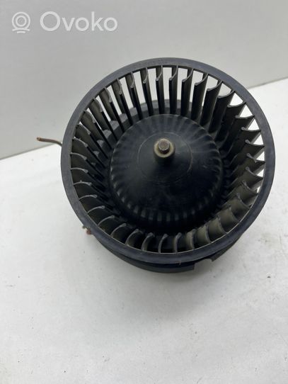 Volkswagen PASSAT Heater fan/blower 1H1819021