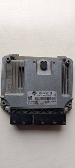 Volkswagen Touran I Calculateur moteur ECU 03G906021AN