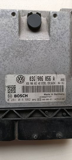 Volkswagen Touran I Calculateur moteur ECU 03G906021AB