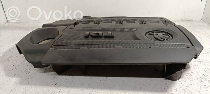 Skoda Octavia Mk3 (5E) Engine cover (trim) 04L103925N