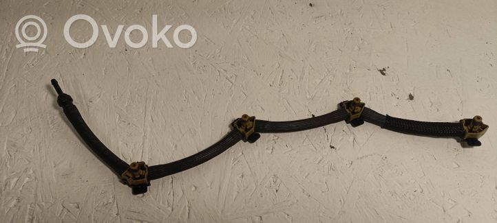 Skoda Octavia Mk3 (5E) Przewód / Wąż przelewowy paliwa 04L1302