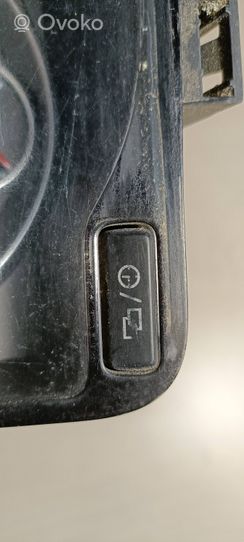 Volkswagen Caddy Nopeusmittari (mittaristo) 1K0920865J