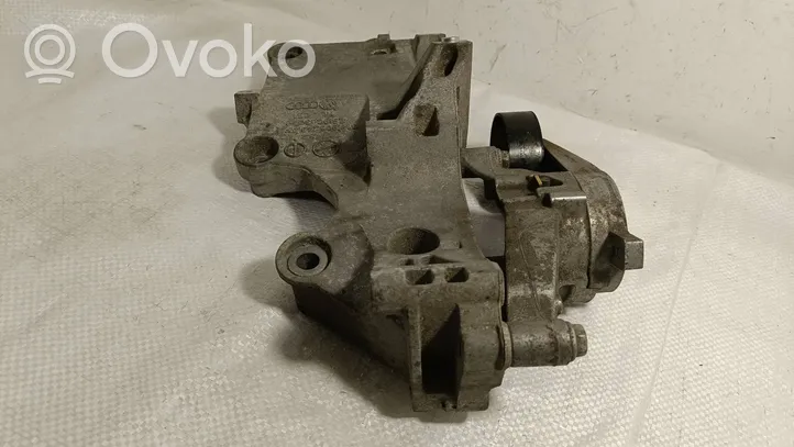 Volkswagen PASSAT B6 Mocowanie alternatora 038903143AF