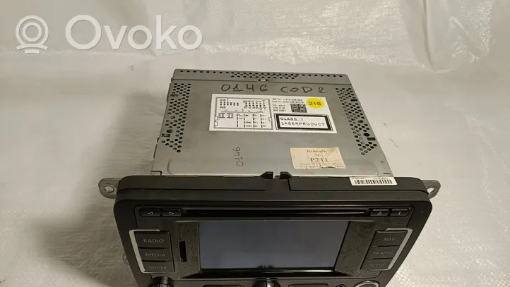 Volkswagen PASSAT B7 Radio/CD/DVD/GPS head unit 3C0035270B