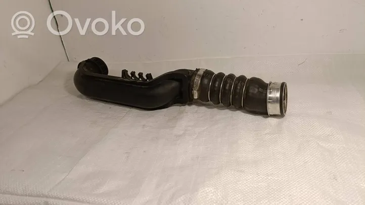 Volkswagen PASSAT B6 Wąż / Rura intercoolera 3C0145762AL