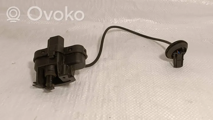 Volkswagen Golf VI Moteur de verrouillage trappe à essence 5N0810773D