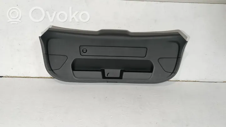 Audi A1 Poszycie / Tapicerka tylnej klapy bagażnika 8X3867979