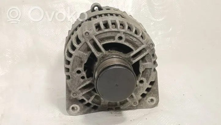 Volkswagen PASSAT B6 Alternator 03G903023