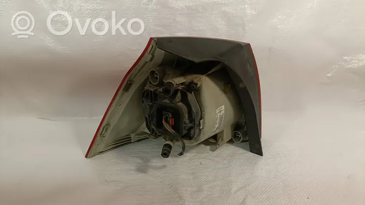 Volkswagen Golf V Lampa tylna 1K6945096G