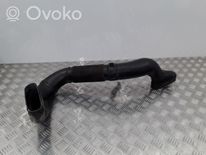 Mercedes-Benz C W203 Air intake hose/pipe A6460900082