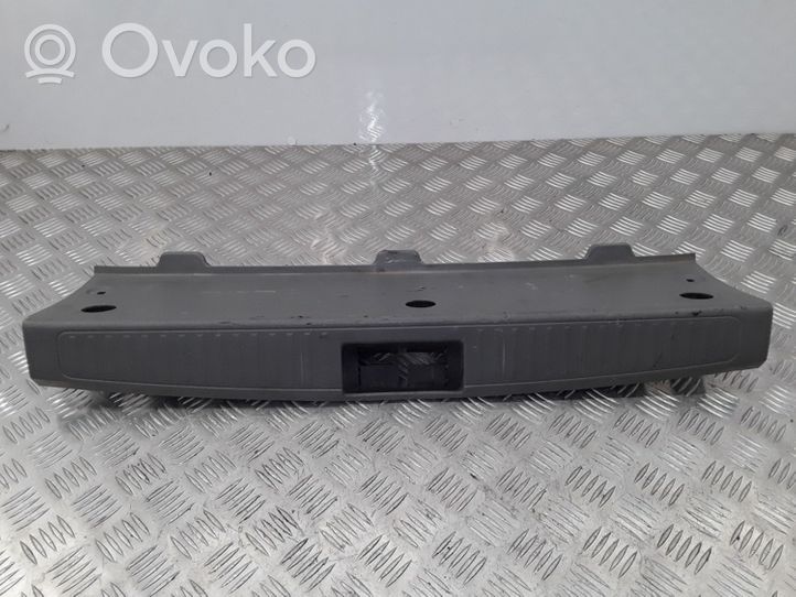 KIA Rio Rivestimento serratura portellone posteriore/bagagliaio 