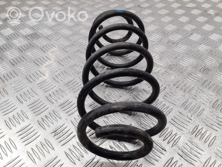 Toyota Yaris Muelle espiral trasero 