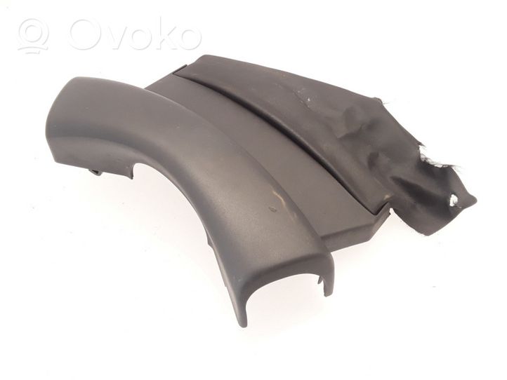 Renault Clio III Garniture de colonne de volant 8200408027