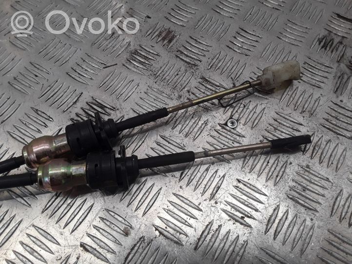 Toyota Yaris Gear shift cable linkage 